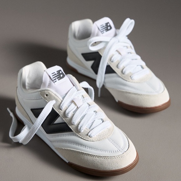New Balance Shoes - NWT New Balance RC42 Sneakers